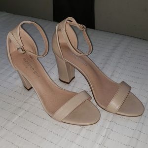Madden Girl Bella heels